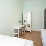 Totu Wajdeloty 5 Albergue *