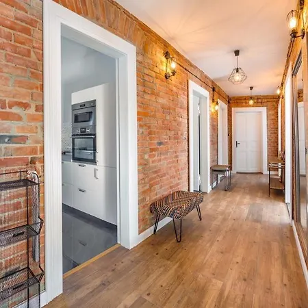 Hostel Totu Wajdeloty 5 Gdańsk